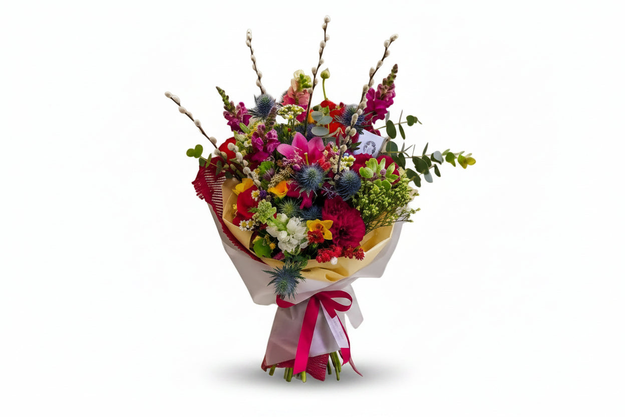 50 Shades Of Blooms Choice Flower Premium Bouquet ( Big )